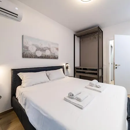 Morosini Modern By Wonderful Italy Apartment Genoa
